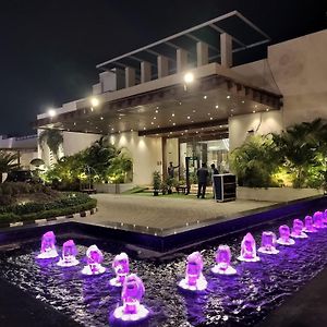 Bel-La Monde Hotel Nh8 At 6Km From Igi Airport Delhi